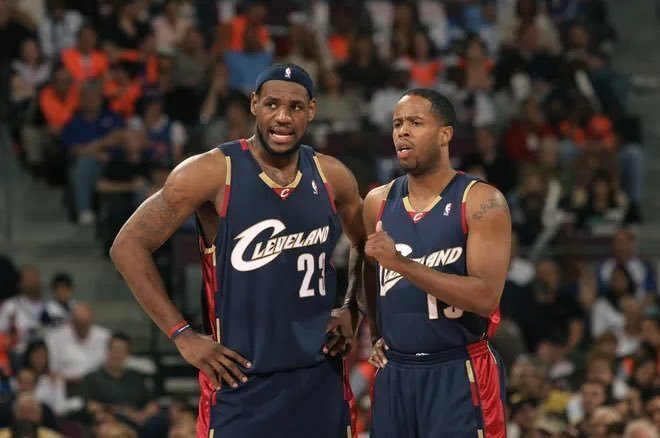 年琼斯从n, 携过自己的, inews 年琼斯从n, 携过自己的, inews